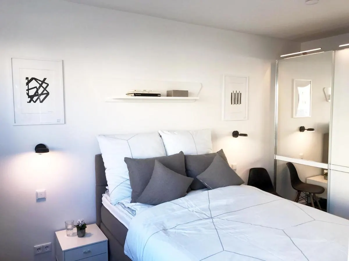 Aussergewohnliches Luxus-Apartment Direkt An Der Spree - Extraordinary Luxury Apartment Right At River Side ベルリン