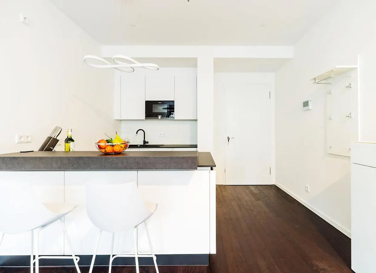 Aussergewohnliches Luxus-Apartment Direkt An Der Spree - Extraordinary Luxury Apartment Right At River Side ベルリン