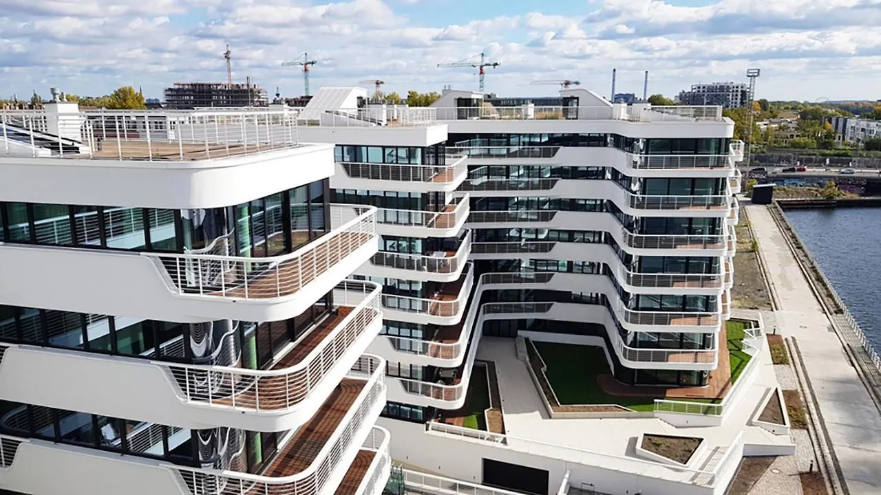 Aussergewohnliches Luxus-Apartment Direkt An Der Spree - Extraordinary Luxury Apartment Right At River Side ベルリン